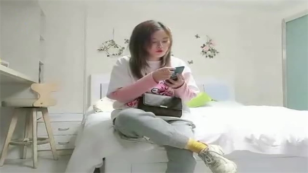 肉感熟女人妻偷情被渣男狂干内射，骚穴淫荡偷拍全程沦陷