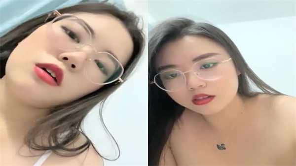 高跟肉丝巨乳肥臀眼镜骚货，淫声浪语道具撩拨，骚穴高潮狂喷水